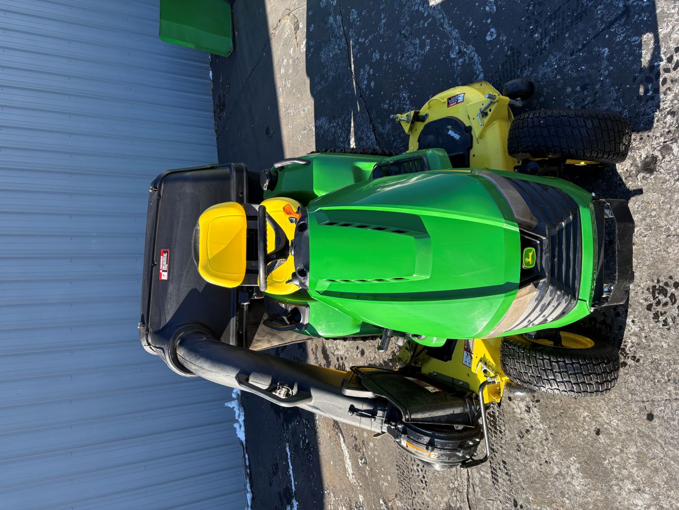 2014 X530 Lawn Mower Image 3