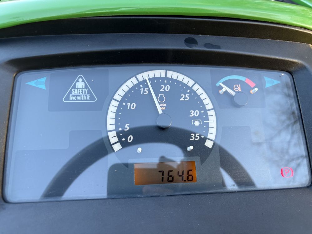 2013 1025R Compact Tractor  Image 5